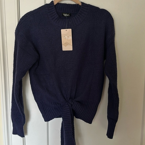 Sweaters - NWT NAVY blue sweater with tie detail!